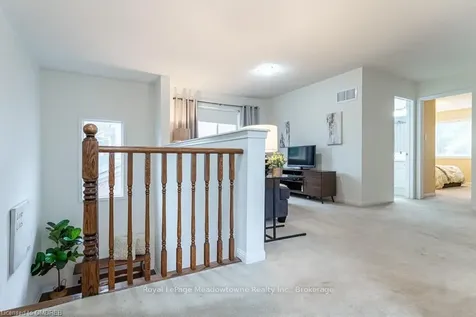 725 Switzer Crescent Milton ON L9T 0H3