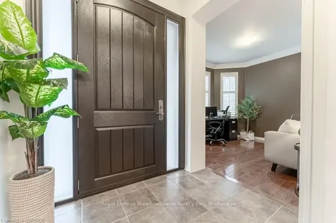 725 Switzer Crescent Milton ON L9T 0H3