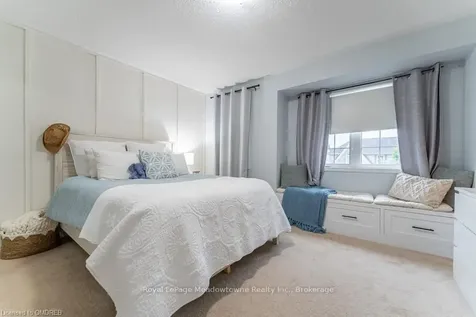 725 Switzer Crescent Milton ON L9T 0H3