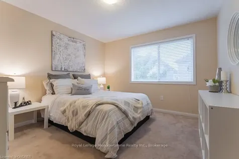 725 Switzer Crescent Milton ON L9T 0H3