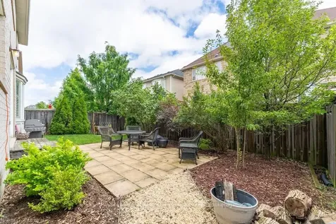 725 Switzer Crescent Milton ON L9T 0H3