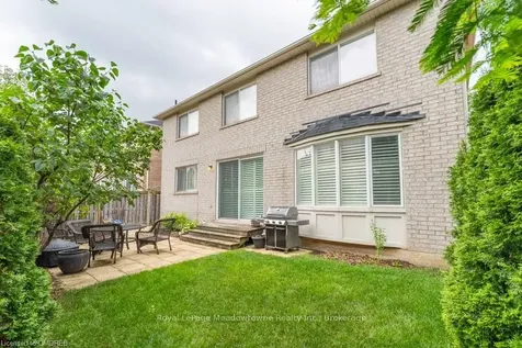 725 Switzer Crescent Milton ON L9T 0H3