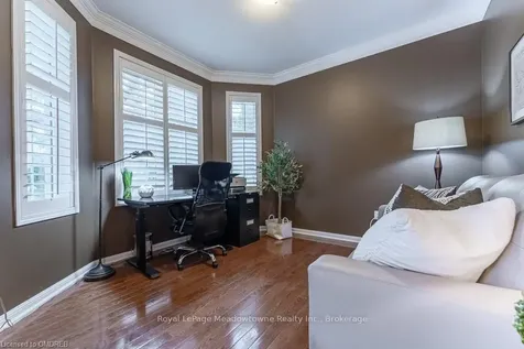 725 Switzer Crescent Milton ON L9T 0H3