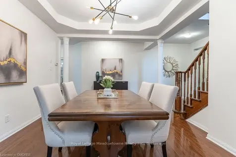 725 Switzer Crescent Milton ON L9T 0H3