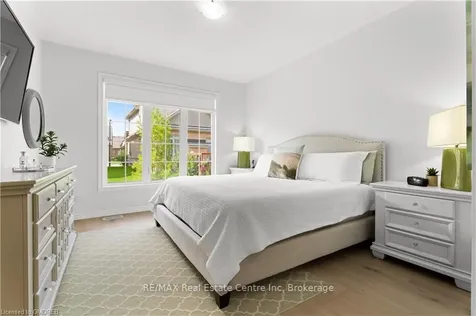 21 Overlea Drive Brampton ON L6R 4B5