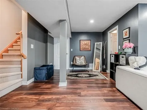 3397 Eglinton Avenue W Mississauga ON L5M 7W9