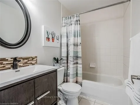3397 Eglinton Avenue W Mississauga ON L5M 7W9