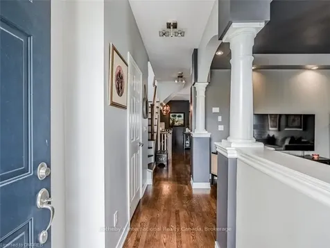 3397 Eglinton Avenue W Mississauga ON L5M 7W9