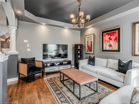 3397 Eglinton Avenue W Mississauga ON L5M 7W9