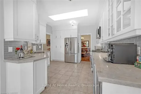 4300 Sarazen Drive Burlington ON L7M 4Y7