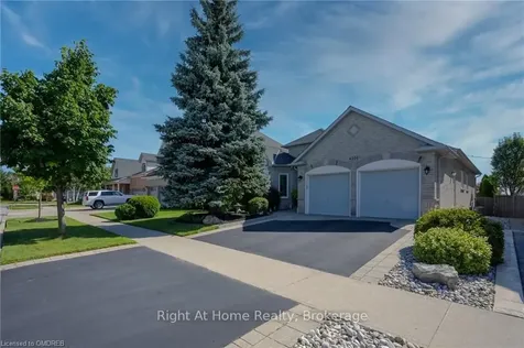 4300 Sarazen Drive Burlington ON L7M 4Y7