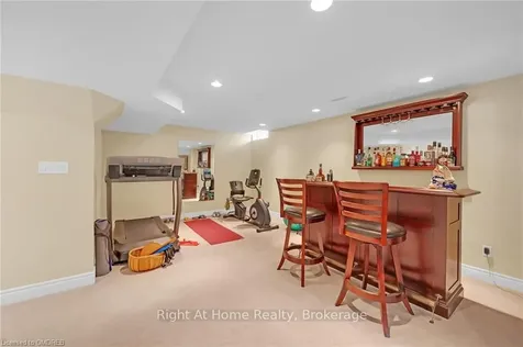 4300 Sarazen Drive Burlington ON L7M 4Y7