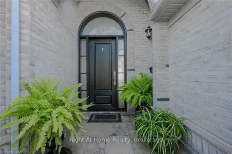 4300 Sarazen Drive Burlington ON L7M 4Y7