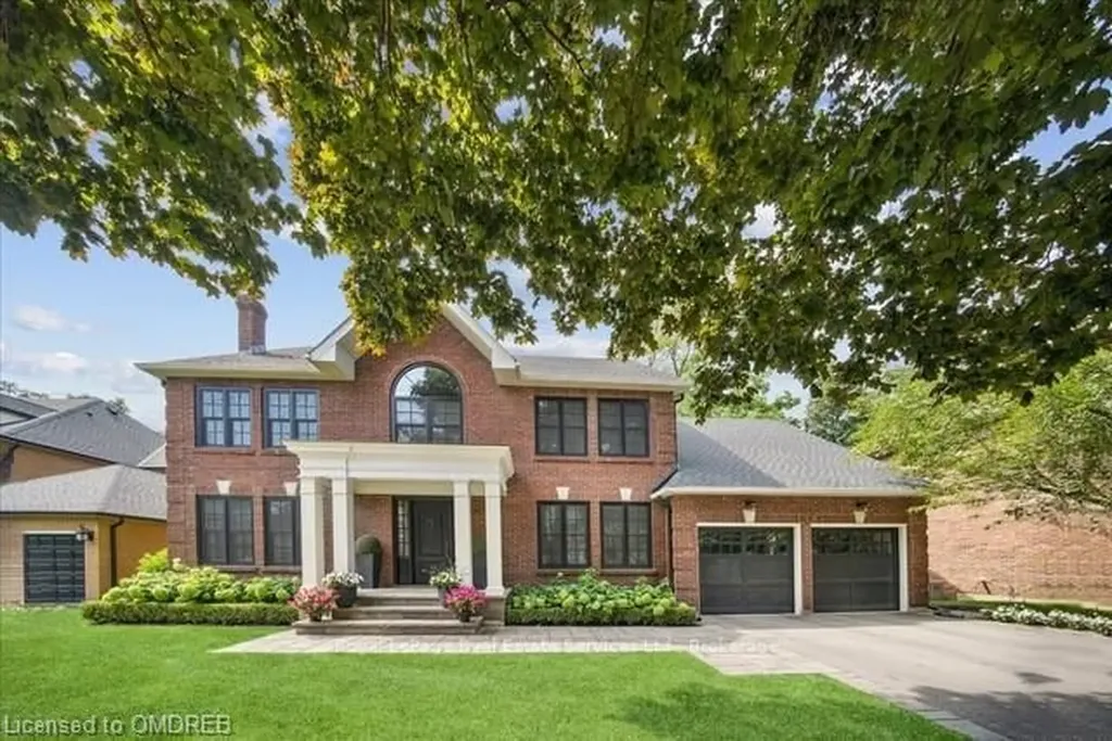116 Whittington Place Oakville ON L6K 3V9