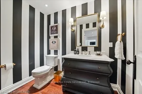 116 Whittington Place Oakville ON L6K 3V9