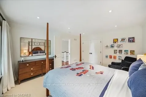 116 Whittington Place Oakville ON L6K 3V9