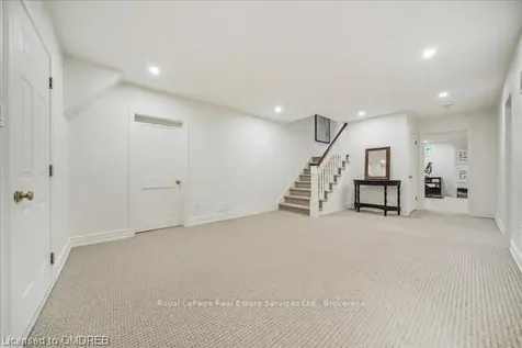 116 Whittington Place Oakville ON L6K 3V9