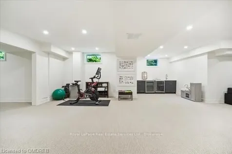 116 Whittington Place Oakville ON L6K 3V9