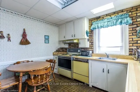35 Court Street N Milton ON L9T 2S2