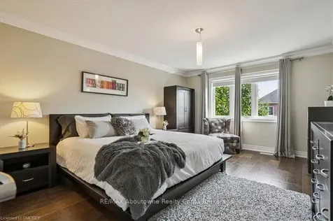 2474 Kwinter Road Oakville ON L6M 0K6