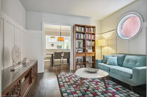 2474 Kwinter Road Oakville ON L6M 0K6