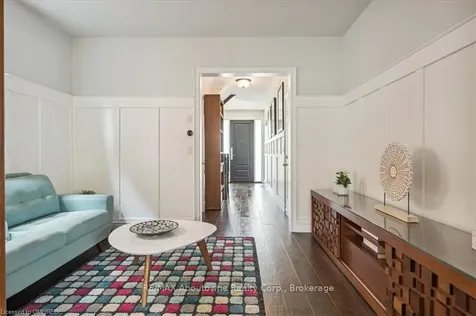 2474 Kwinter Road Oakville ON L6M 0K6