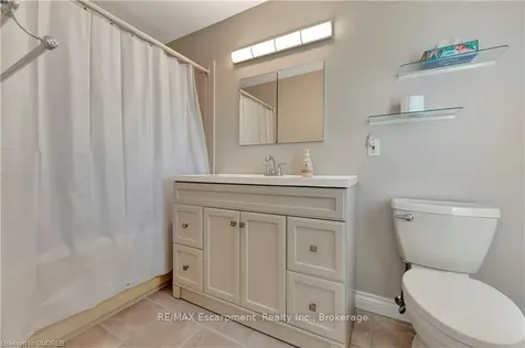 302 King Street E Caledon ON L7E 3J7