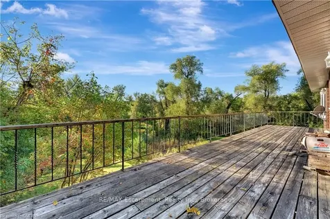 302 King Street E Caledon ON L7E 3J7