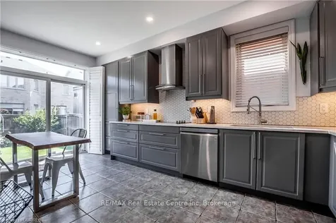 44 Forbes Terrace Milton ON L9T 3X8