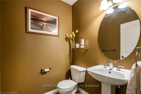 44 Forbes Terrace Milton ON L9T 3X8