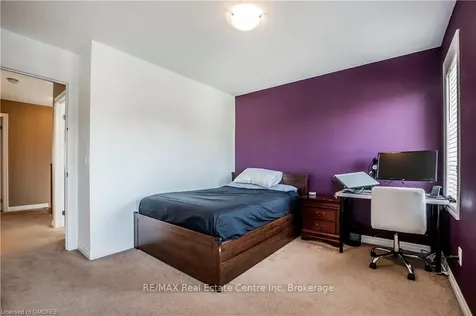 44 Forbes Terrace Milton ON L9T 3X8