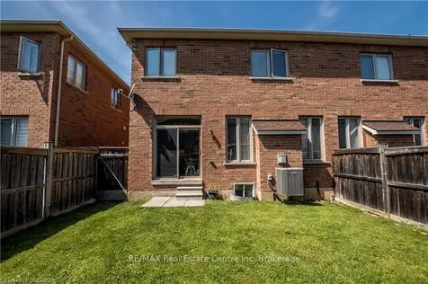 44 Forbes Terrace Milton ON L9T 3X8