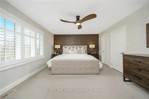 965 Mara Circle Milton ON L9T 6X4