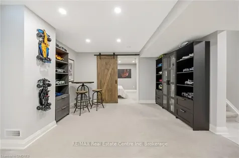 965 Mara Circle Milton ON L9T 6X4