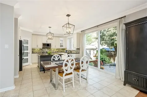 975 Stearn Place Milton ON L9T 6N3