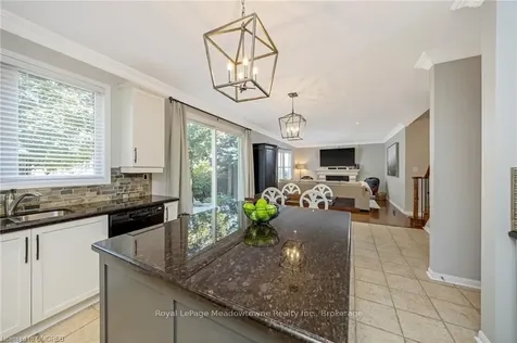 975 Stearn Place Milton ON L9T 6N3