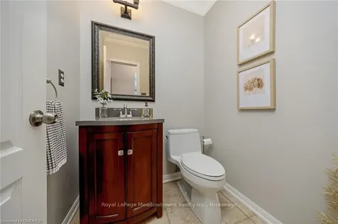 975 Stearn Place Milton ON L9T 6N3