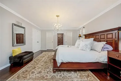 975 Stearn Place Milton ON L9T 6N3