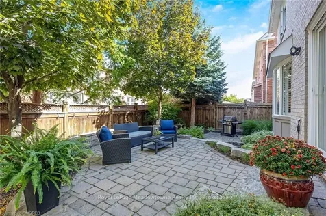975 Stearn Place Milton ON L9T 6N3