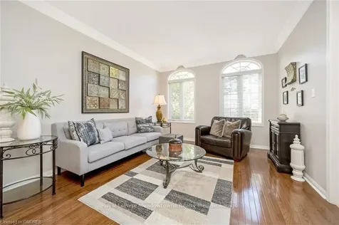 975 Stearn Place Milton ON L9T 6N3