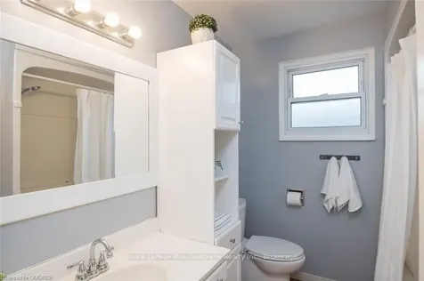 269 Ridge Drive Milton ON L9T 1X2