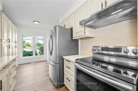 1144 Jamesway Boulevard Oakville ON L6H 2Z7