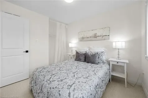 1144 Jamesway Boulevard Oakville ON L6H 2Z7