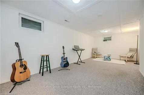1144 Jamesway Boulevard Oakville ON L6H 2Z7