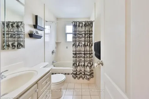 114 Orsett Street Oakville ON L6H 2N9