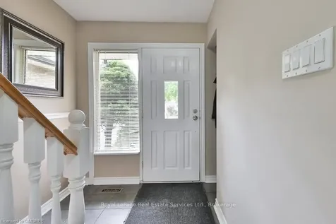 114 Orsett Street Oakville ON L6H 2N9