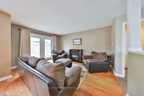 114 Orsett Street Oakville ON L6H 2N9