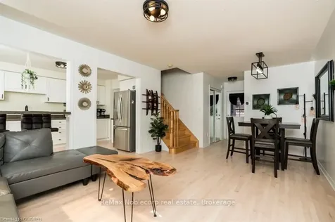 745 Edwards Avenue Milton ON L9T 6B2