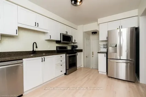 745 Edwards Avenue Milton ON L9T 6B2