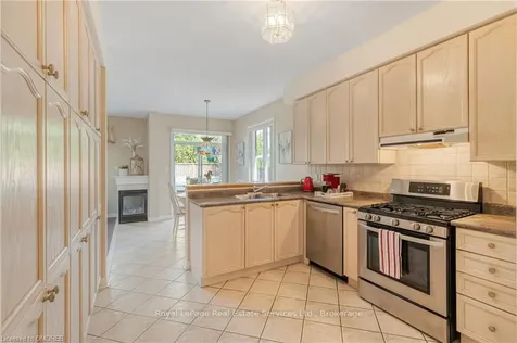 1175 Grace Drive Oakville ON L6H 6T5